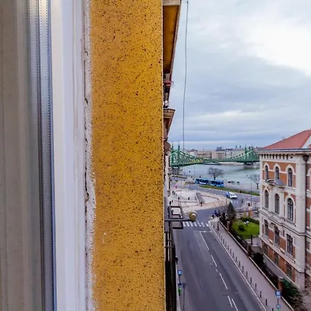 Riverside With Ac * Budapest